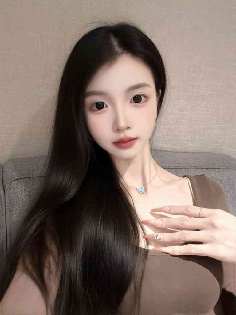 上海市虹口区清纯大胸粉穴开苞女孩的公开照片
