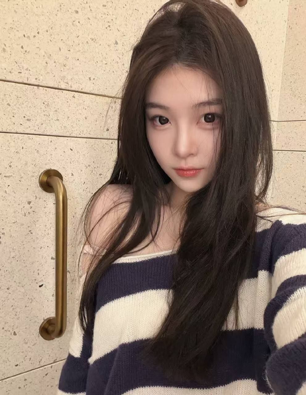 江西省南昌市03jk少女黑白双丝超爽的公开照片