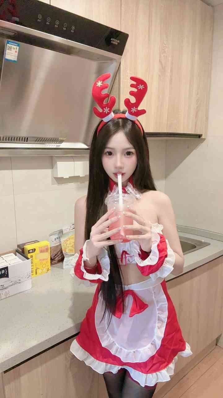 山东省青岛市性感少妇萝莉校花有体检带公寓的公开照片